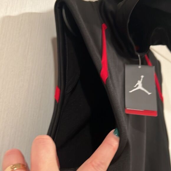 🎉1 hr sale 🎉Jordan sleeveless top - Picture 3 of 8